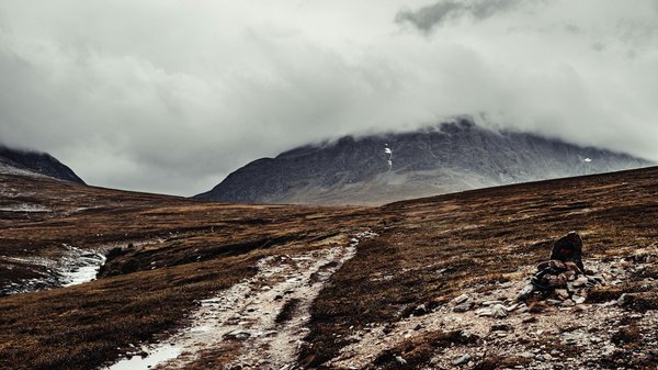 Comment organiser un voyage pour explorer les villages historiques en Transylvanie?