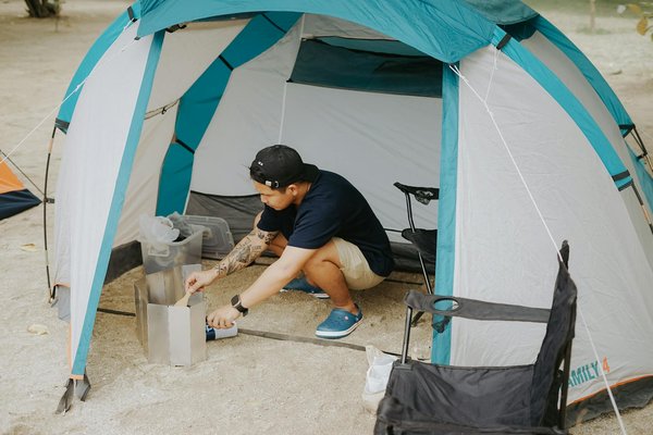 Quels sont les meilleurs endroits pour une expédition de spéléologie en Nouvelle-Zélande : sites et guides ?