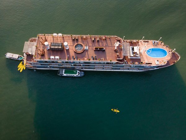 Comment choisir une croisière pour découvrir les traditions culinaires de la Sicile?